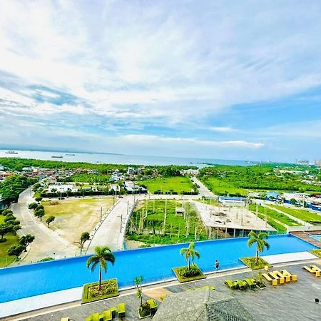 Mactan Newtown Condo Мактан Екстериор снимка