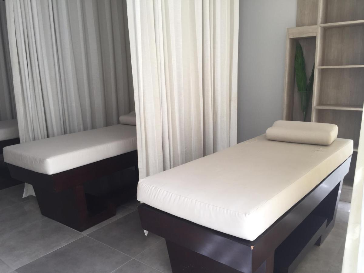 Mactan Newtown Condo Мактан Екстериор снимка