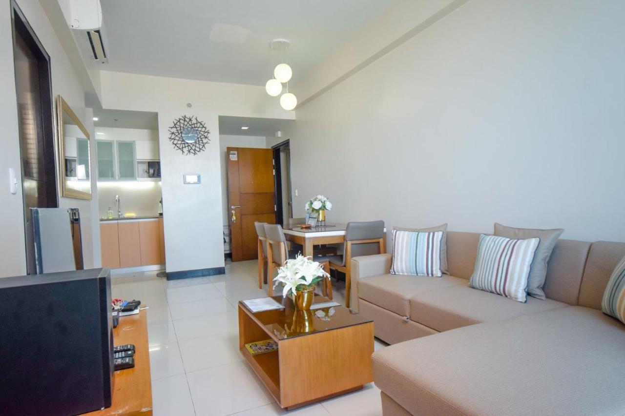 Mactan Newtown Condo Мактан Екстериор снимка