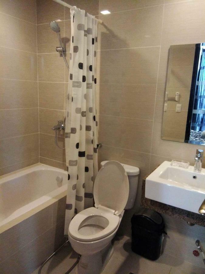 Mactan Newtown Condo Мактан Екстериор снимка